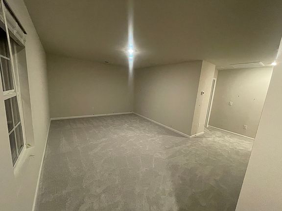5th image of 13316 Hampton Bay Ln #1