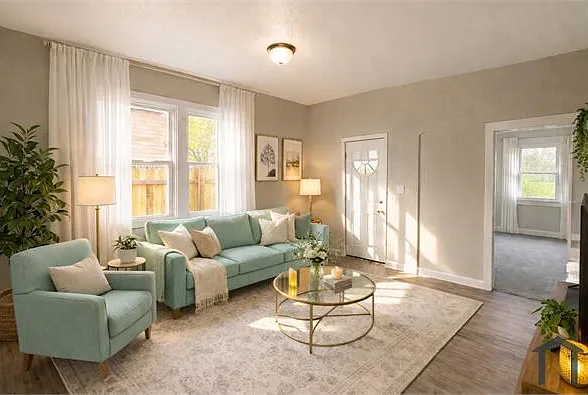 3 bed, 1200 sqft, $1,749 — Photo 2
