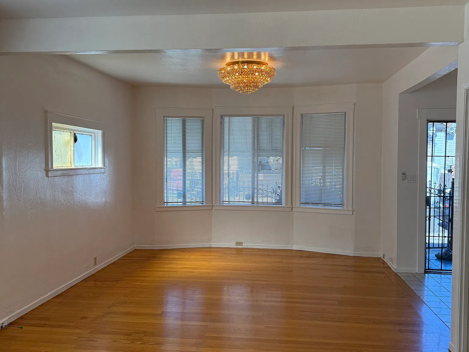 3 bed, $2,800 — Photo 3