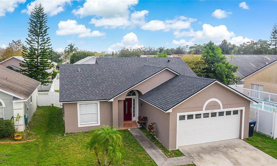 1st image of 4937 NE CEDARSTONE LANE NW