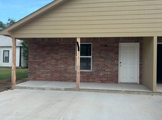 1304 E Cherry St, Cushing, OK 74023
