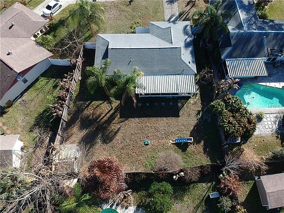 2nd image of 14512 Highland Hills Pl