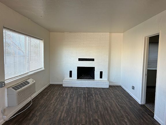 3rd image of 1512 S Casino Center Blvd APT A