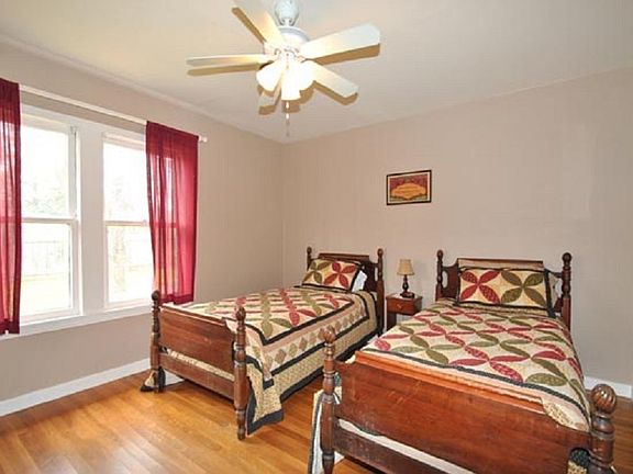 5th image of 501 Fulton St