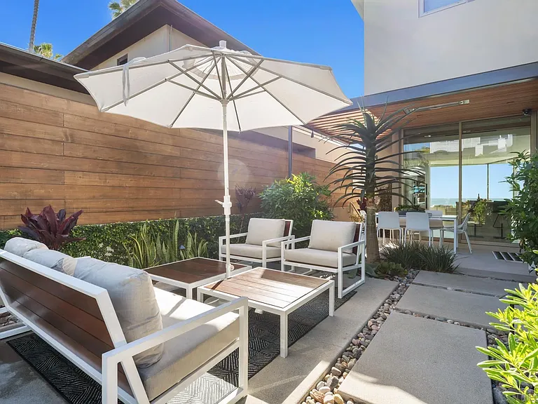 6515 Neptune Pl — Photo 47
