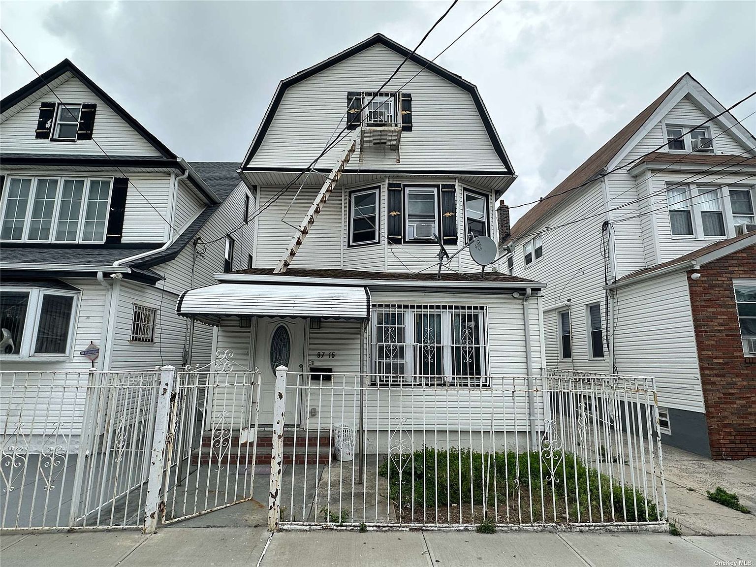 9715 129th Street, South Richmond Hill, NY 11419 Zillow