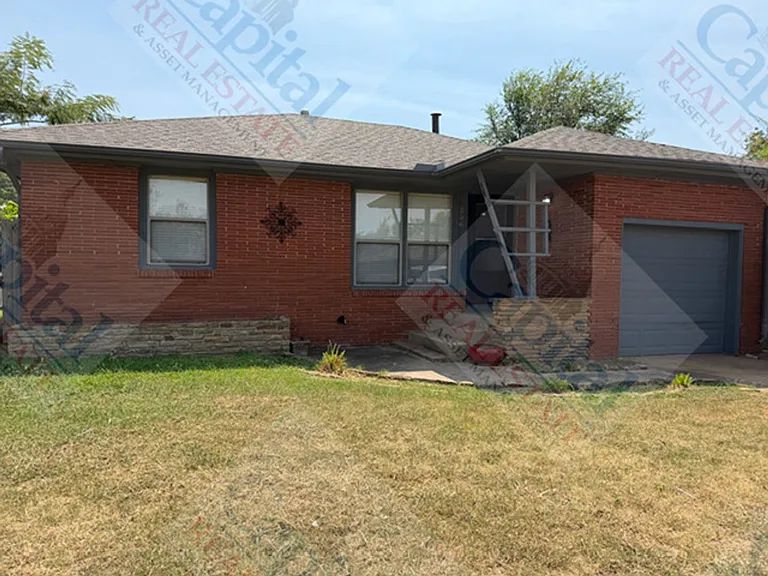 256 E Key Blvd — Photo 3