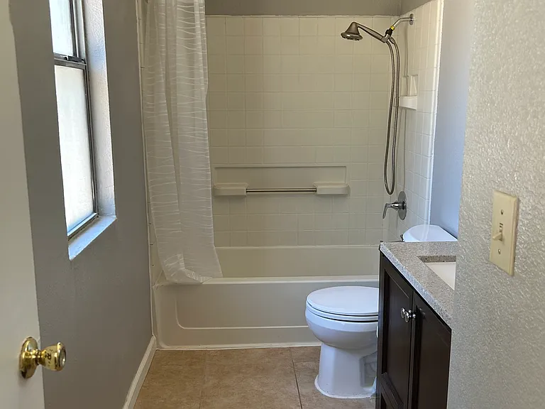 661 Waddell Way — Photo 8