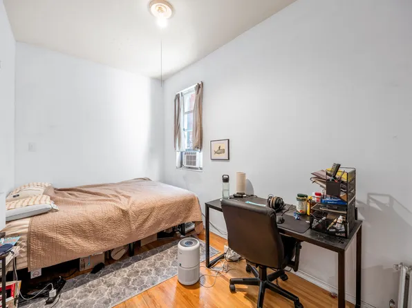 188 North 8th Street image 13 of 23