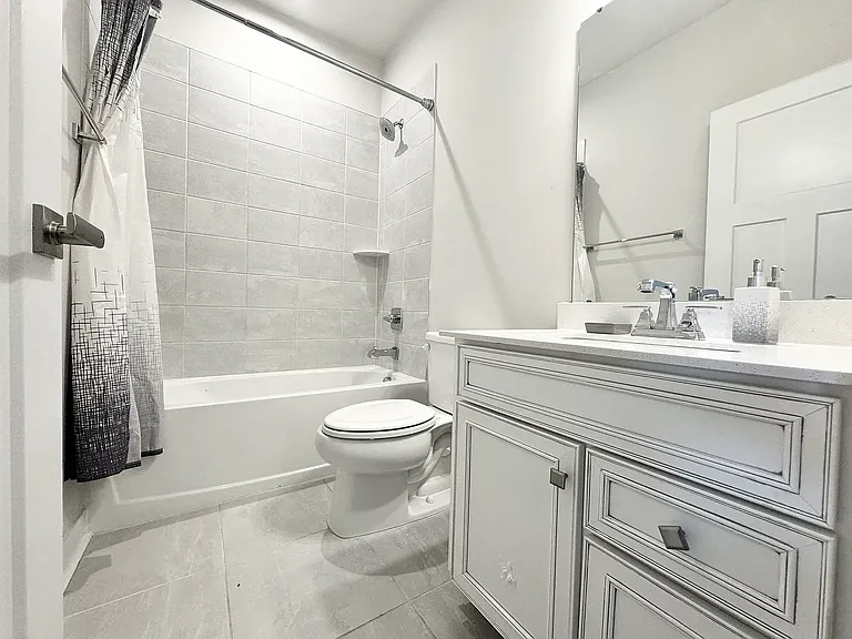 1423 Newell Towns Ln — Photo 3