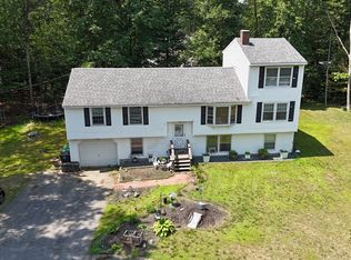 8 Kim Dr, Nashua, NH 03062
