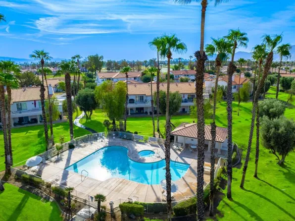 684 Vista Lago Cir N, Palm Desert, CA 92211
