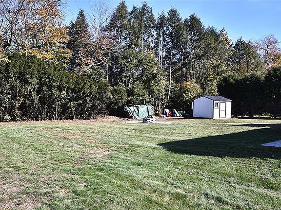 5th image of 103 General Patton Dr