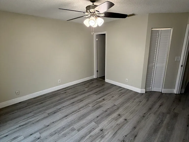 2032 SW 81st Way — Photo 10