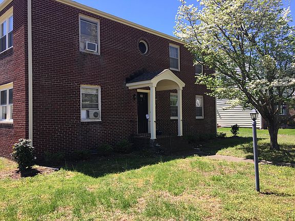 2nd image of 501 Sussex Dr #1