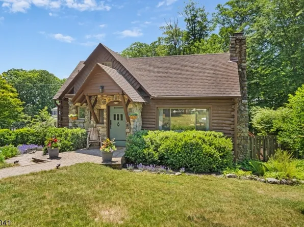 148 Schwarz Blvd, Jefferson Twp., NJ 07849