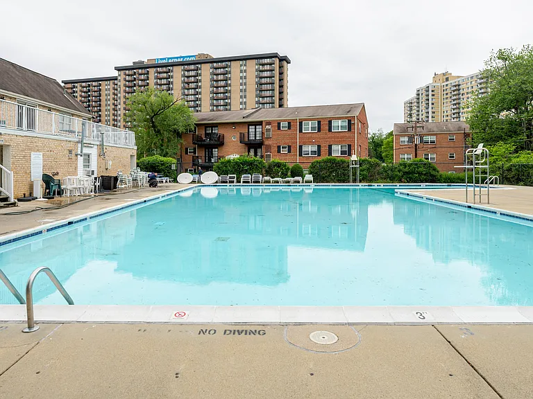 430 N Armistead St #303 — Photo 20