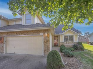 403 SW Hoke Ln, Lees Summit, MO 64081
