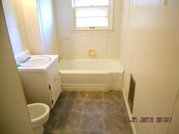 5th image of 377 Ashwood Dr