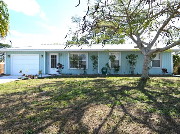 392 SE Walters Terrace, Port St Lucie, FL 34983
