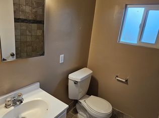 825 E Cook St #C, Santa Maria, CA 93454