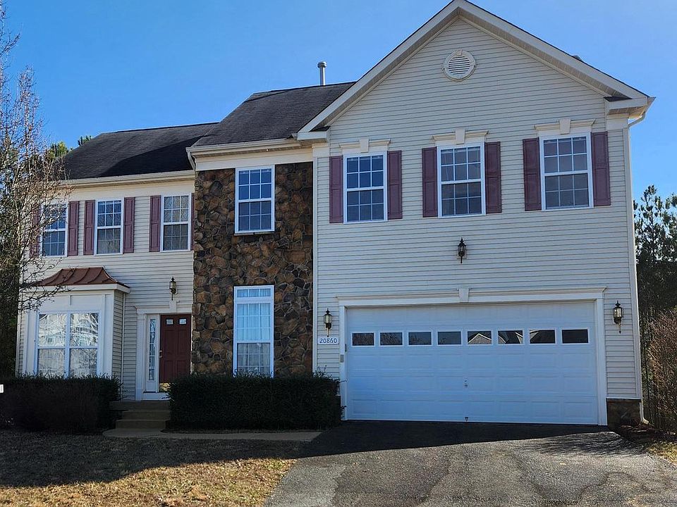 1st image of 20860 Woodland Ct