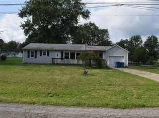 4081 Watkins Rd, Barberton, OH 44203