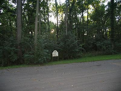 3rd image of 6140 Hiddenaway Ln #15