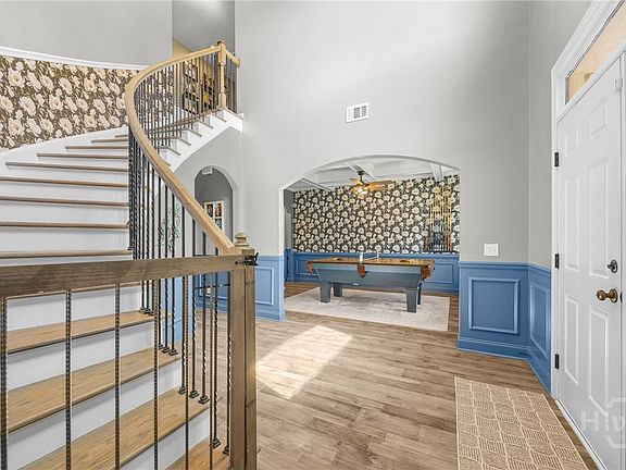 5th image of 89 Crestview Drive