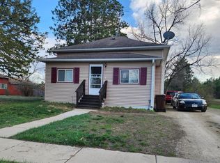 521 E May St, Adams, WI 53910