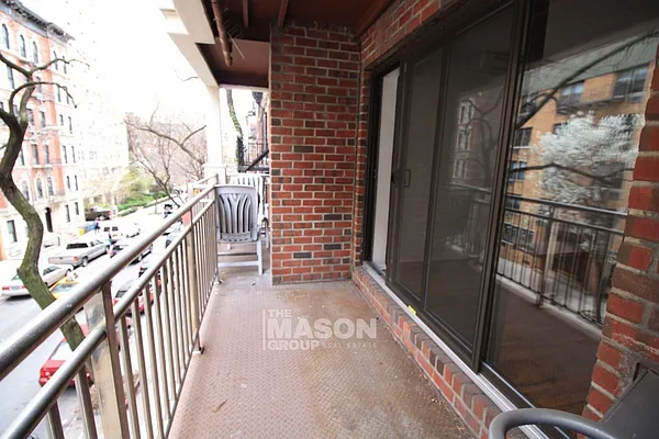 Rented by Mason Group LLC | media 7