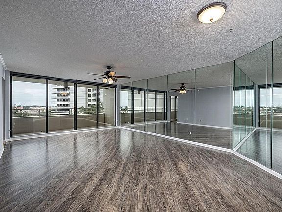 2nd image of 5940 Pelican Bay Plz S APT 604