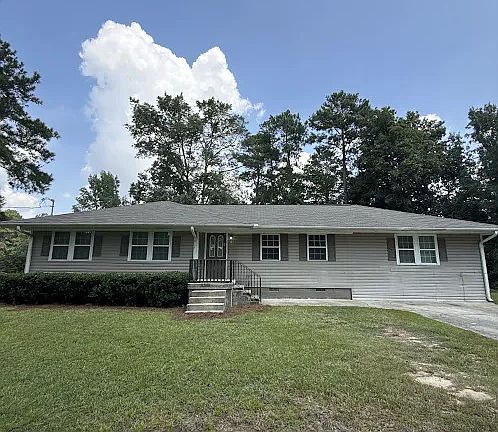 2nd image of 2358 Oak Ave