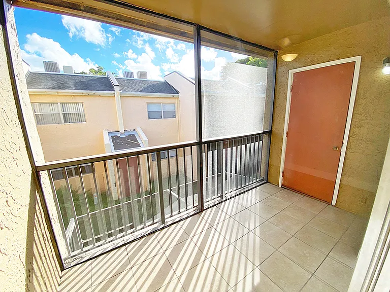 4423 Treehouse Ln #21G — Photo 10