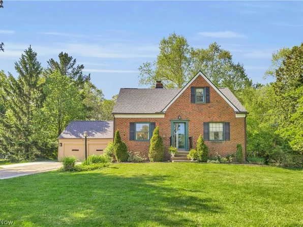 950 E Sprague Rd, Broadview Heights, OH 44147