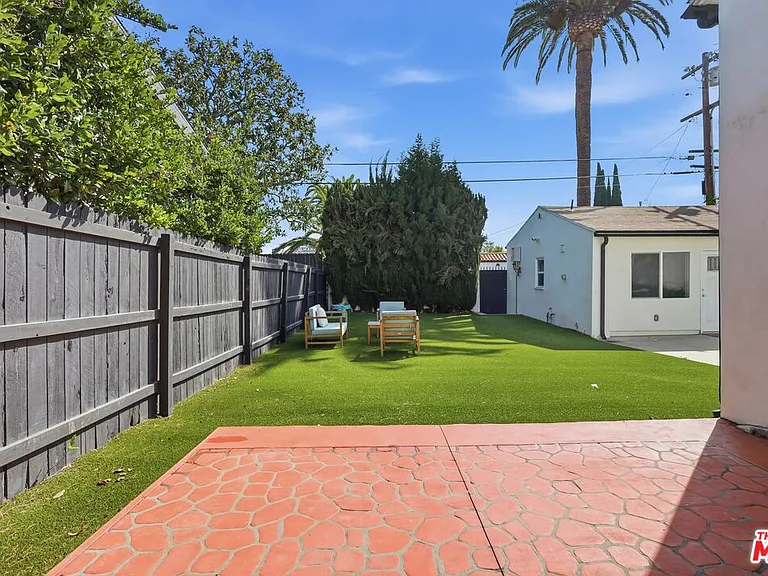 1170 S Beverwil Dr — Photo 13