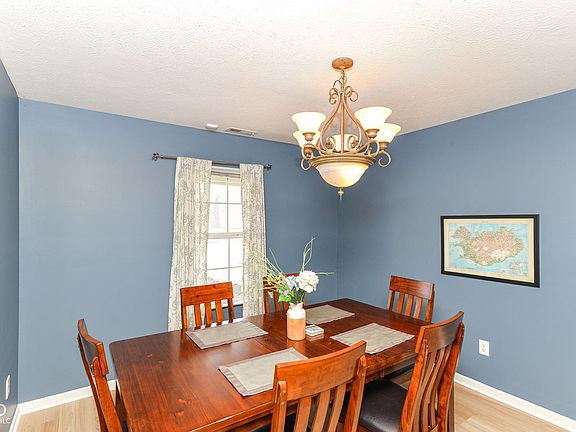 2nd image of 12054 Seahawks Ln