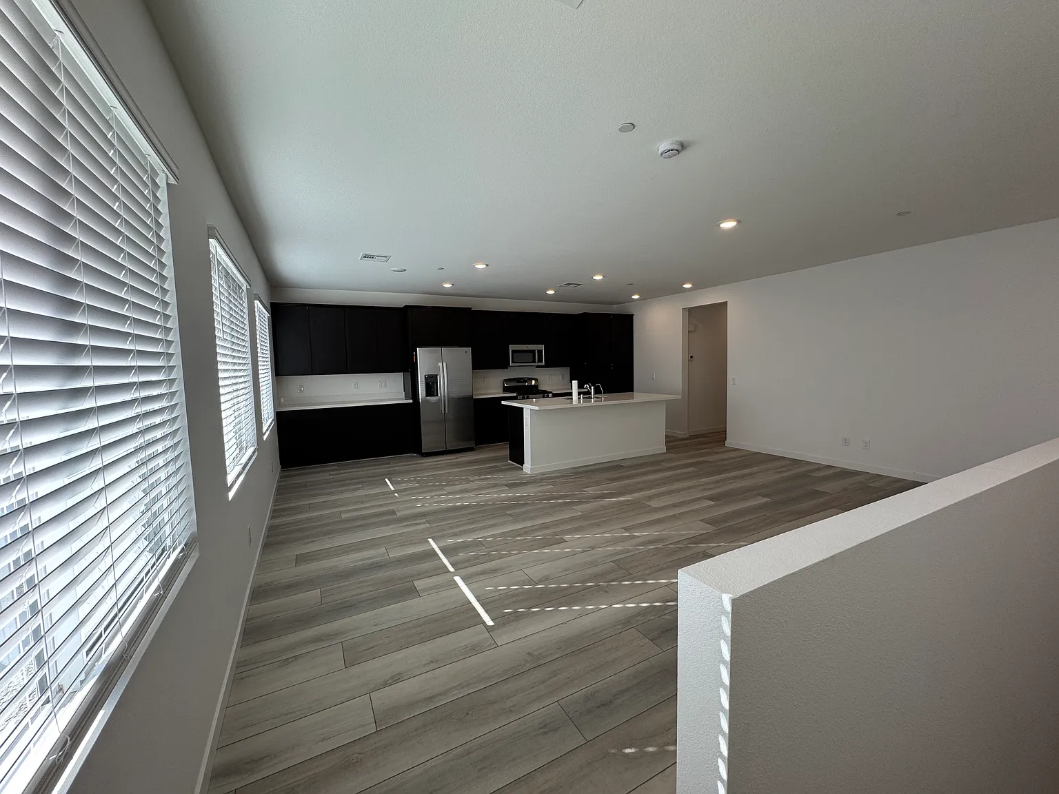 2 bed, $2,000 — Photo 4