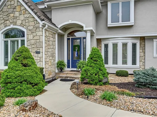 14105 Belinder St, Leawood, KS 66224