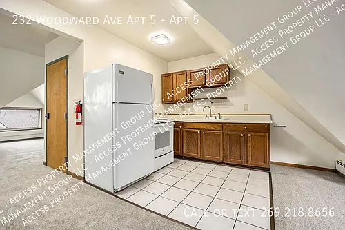 232 Woodward Ave Photo 1