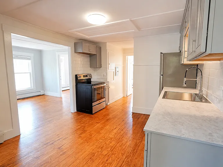 91 Sullivan St #3 — Photo 6