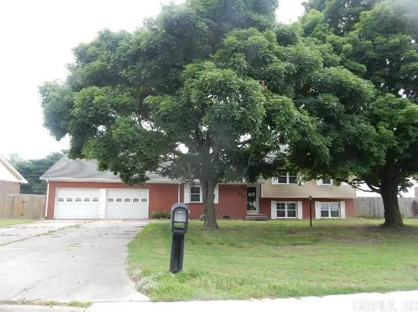 905 Alcott St, Kennett, MO 63857
