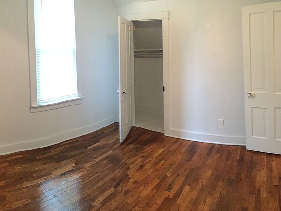 Bedroom 2 - 12.5' x 11'