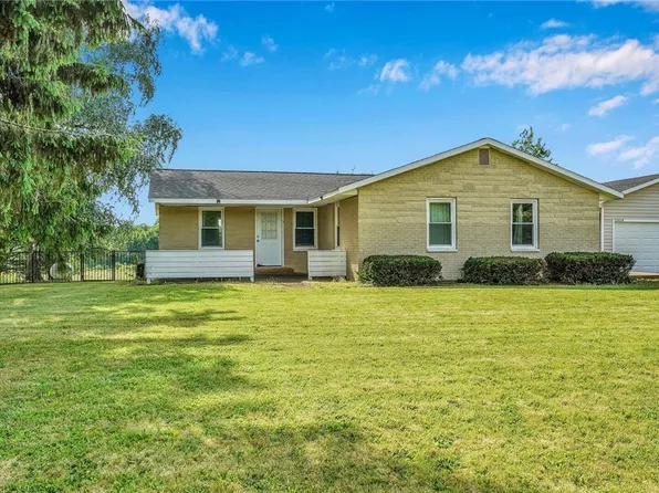 10614 Versailles Plank Rd, North Collins, NY 14111