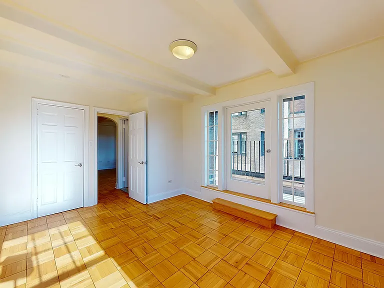 95 Christopher St #10J — Photo 8