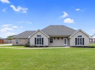 1917 N Michael Sq, Lake Charles, LA 70611