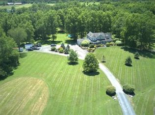 63 Long Ln, Shawangunk, NY 12589