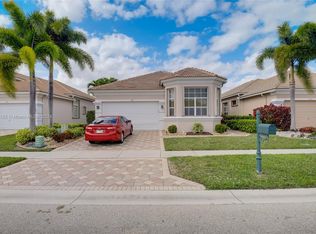 6987 Fairway Lakes Dr, Boynton Beach, FL 33472