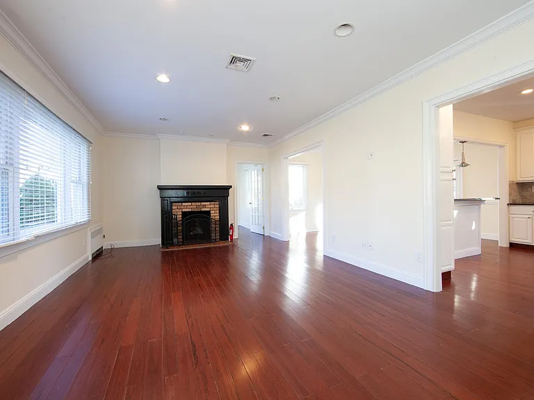 16 Columbus Ave — Photo 11