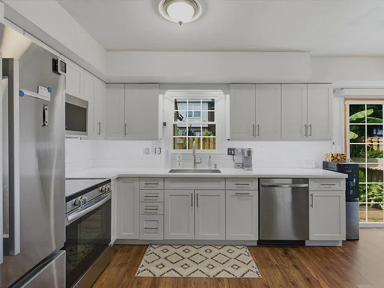 899 Holborn Ct #899 — Photo 6